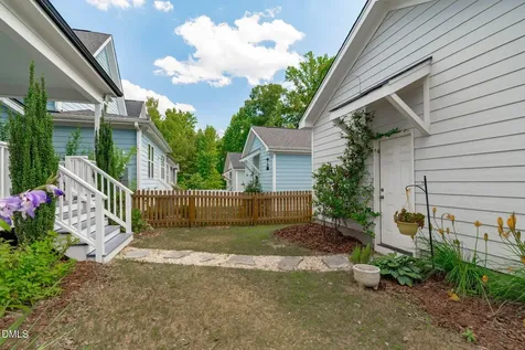 922 Great Ridge Parkway Chapel Hill NC 27516