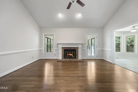 1002 Fair Oaks Lane Apex NC 27502