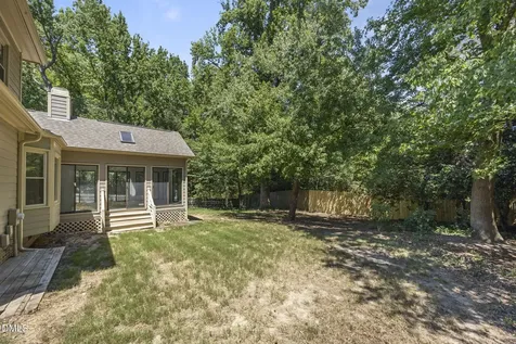 1002 Fair Oaks Lane Apex NC 27502