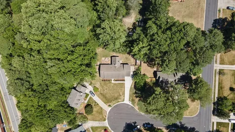 1002 Fair Oaks Lane Apex NC 27502