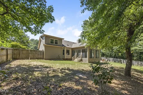 1002 Fair Oaks Lane Apex NC 27502