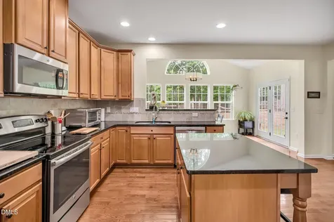 67 S Farnleigh Drive Chapel Hill NC 27517