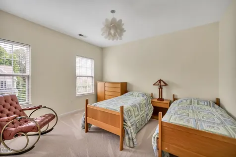 67 S Farnleigh Drive Chapel Hill NC 27517