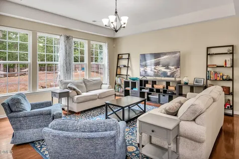 67 S Farnleigh Drive Chapel Hill NC 27517