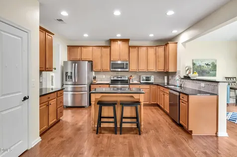 67 S Farnleigh Drive Chapel Hill NC 27517