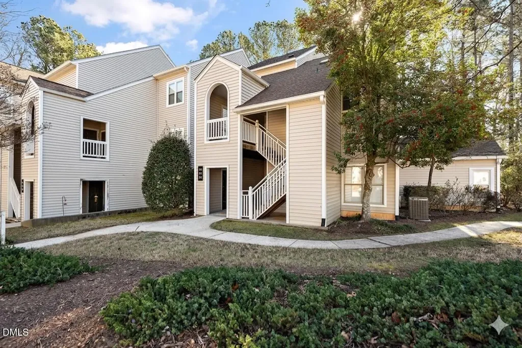 6011 Winterpointe Lane Raleigh NC 27606