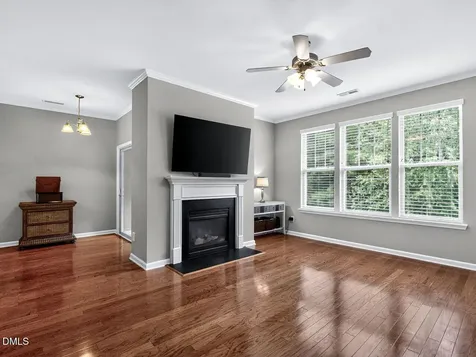 107 Haybarn Court Apex NC 27502
