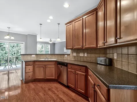 107 Haybarn Court Apex NC 27502