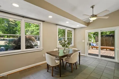123 Windsor Circle Chapel Hill NC 27516
