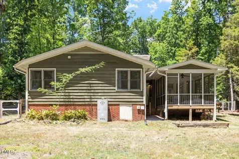 123 Windsor Circle Chapel Hill NC 27516