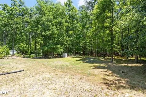 123 Windsor Circle Chapel Hill NC 27516