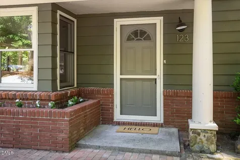 123 Windsor Circle Chapel Hill NC 27516