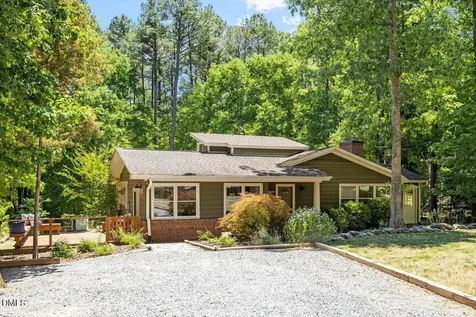 123 Windsor Circle Chapel Hill NC 27516