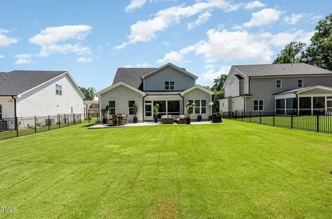 2213 Terri Creek Drive Fuquay Varina NC 27526