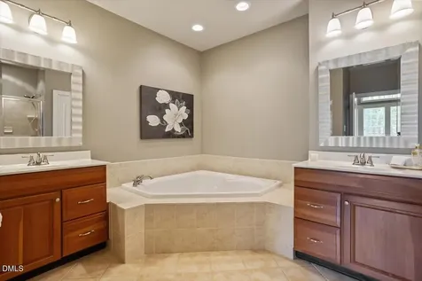 10916 Clovermill Circle Raleigh NC 27617