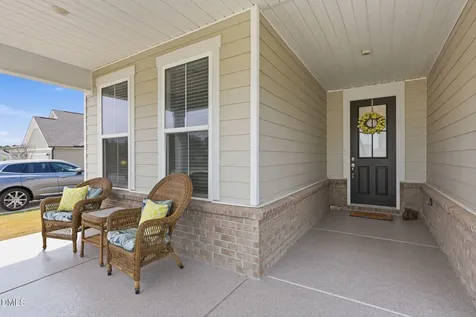 1618 Plover Circle Fuquay Varina NC 27526