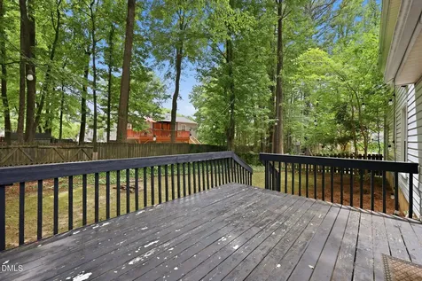 4509 Hollirose Place Raleigh NC 27616