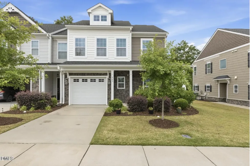 545 Barneswyck Drive Fuquay Varina NC 27526