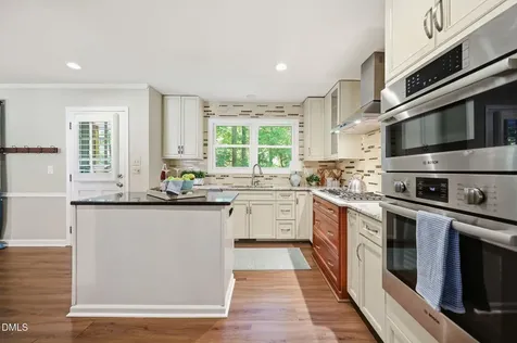 805 Ellynn Drive Cary NC 27511