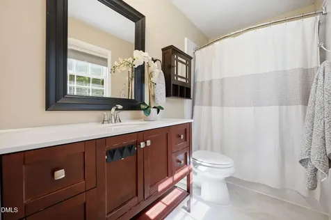 805 Ellynn Drive Cary NC 27511
