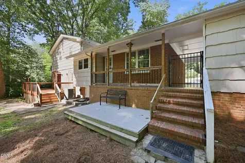 805 Ellynn Drive Cary NC 27511