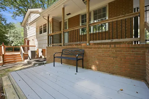 805 Ellynn Drive Cary NC 27511