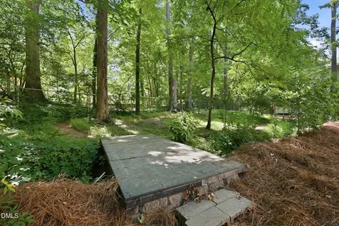 805 Ellynn Drive Cary NC 27511