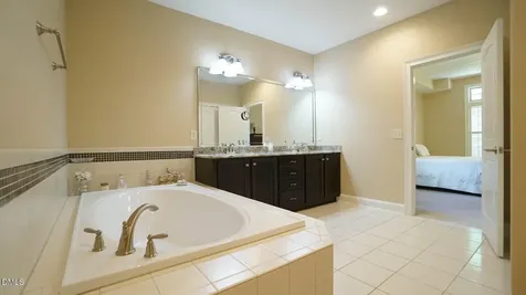12820 Edsel Drive Raleigh NC 27613