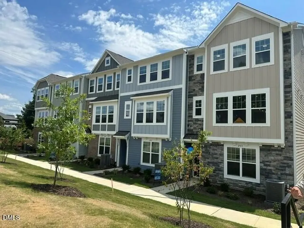 2913 Richardson Road Apex NC 27502