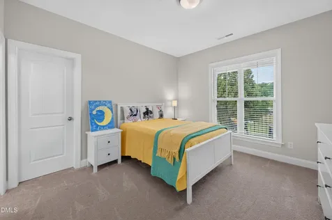 15 Old Garden Lane Youngsville NC 27596