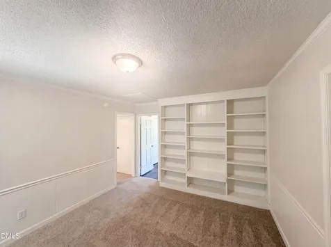 6641 Lynndale Drive Raleigh NC 27612