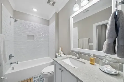 1601 Montvale Grant Way Cary NC 27519