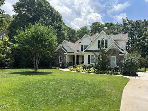 1006 Canterbury Court Youngsville NC 27596