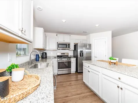 8630 Kenridge Lane Fuquay Varina NC 27526