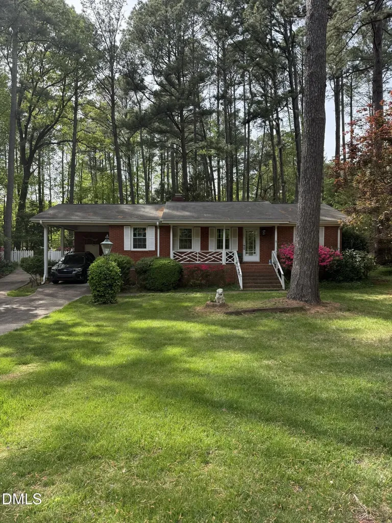 925 Greenwood Circle Cary NC 27511