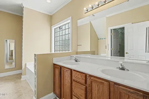 2032 Weaverline Drive Fuquay Varina NC 27526