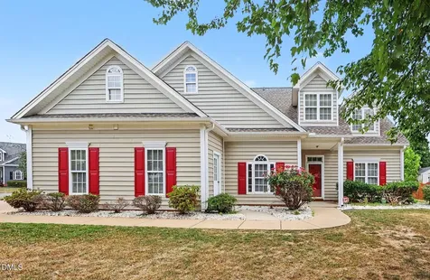 2032 Weaverline Drive Fuquay Varina NC 27526