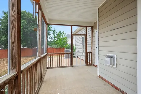 2032 Weaverline Drive Fuquay Varina NC 27526