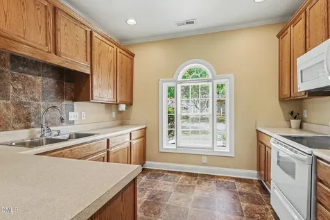 2032 Weaverline Drive Fuquay Varina NC 27526