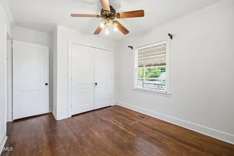 2716 Knowles Street Raleigh NC 27603