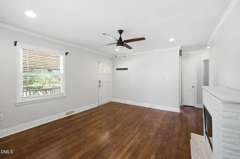 2716 Knowles Street Raleigh NC 27603