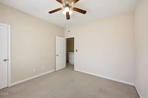3262 Landing Falls Lane Raleigh NC 27616