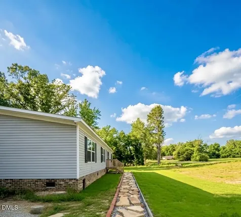 810 Hatchett Road Yanceyville NC 27379