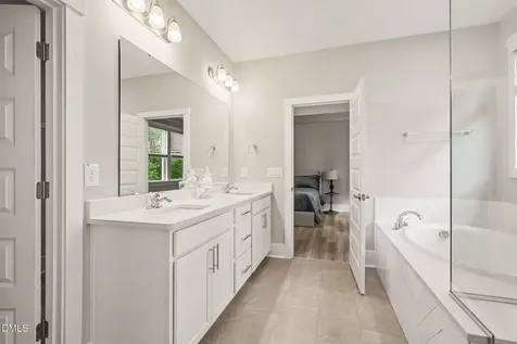 2719 Corydalis Way Apex NC 27502