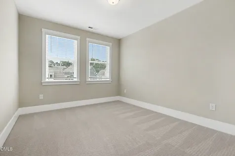 2719 Corydalis Way Apex NC 27502