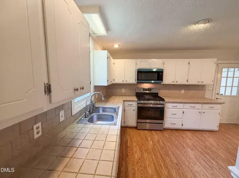 102 Carmel Court Cary NC 27511