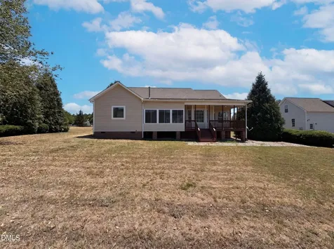 20 Falling Leaf Drive Youngsville NC 27596