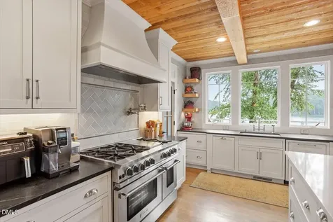 150 Lochwood West Drive Cary NC 27518