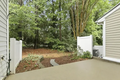 2506 Bryarton Village Way Raleigh NC 27606