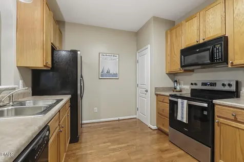 2506 Bryarton Village Way Raleigh NC 27606